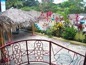 Nicki art surf hostel 1 Nicki art surf hostel 1